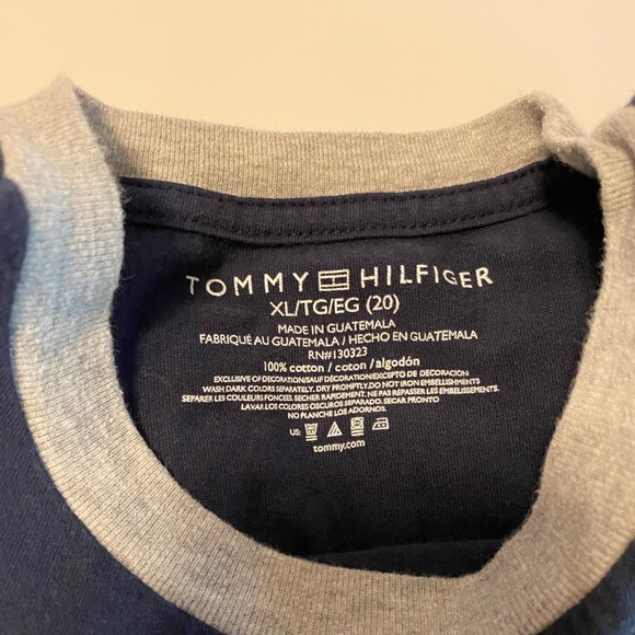 Tommy Hilfiger Short Sleeve Ken Tee T-Shirt - Picture 4 of 4